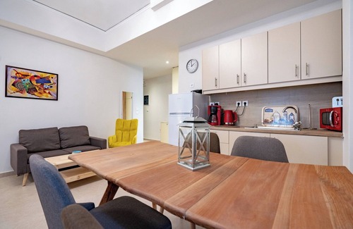 Monastiraki Apartment | Comfy Studio with private terrace by MPS
