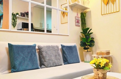 Paranaque Apartment | Comfystay at Sea Residences Tower C