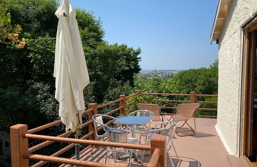 Chennevieres-sur-Marne House | Comme à la Campagne Avec vue sur Paris