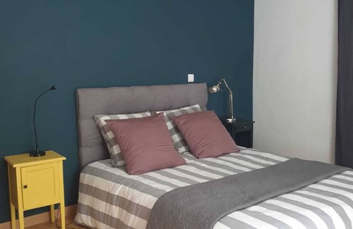 Quins House | Comme une Sieste à L'ombre des Grands Arbres