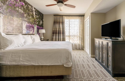 Las Vegas Hotel | Commodious Wyndham Grand Desert, 2 Bedroom Deluxe