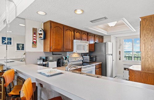 Lower Grand Lagoon Condo | Commodore 608 2BR Beachfront Retreat with Gulf Views and Large Balcony