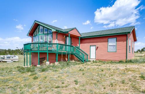 Indian Mountain House | Como Retreat with Mountain Views Near Hiking Trails
