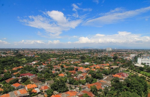 Depok Hotel | Compact and Artsy Studio Cinere Bellevue Apartment