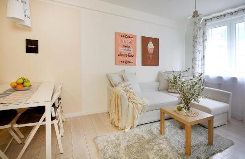 Koszalin Apartment | Compact II - Mieszkanie na parterze, Faktura VAT, szybkie Wi-Fi, Netflix