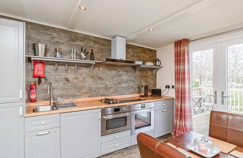 Pickering Ski Chalet | Compact lodge finished to a high standard with one double and one with bunks.