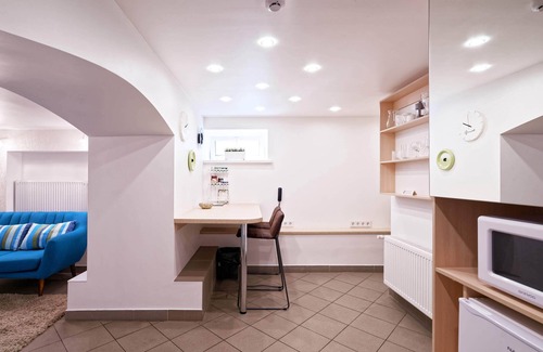 Avoti House | Compact Romantic Studio for couple (located in semi semi-basement)