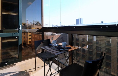 Kluuvi Apartment | Compact top-floor studio apartment in Helsinki city center - Mikonkatu 25