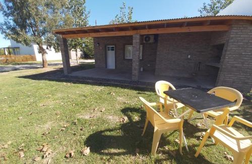 Partido de Coronel Dorrego House | Complejo La amarra