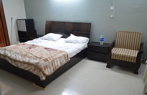 Islamabad House | Complete upper floor with central heating system/AC