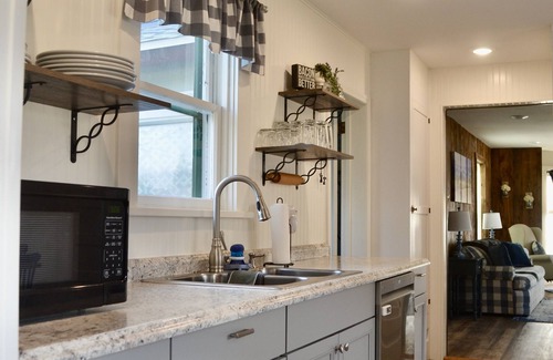 White Sulphur Springs House | Completely Renovated Home with Mountain Views