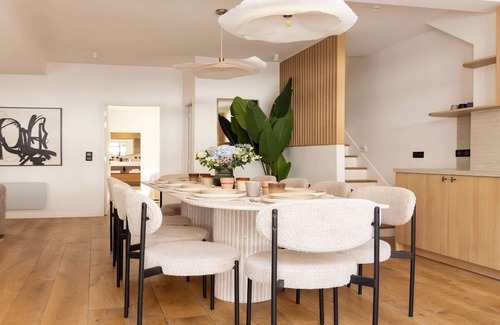 Epinettes Apartment | Completely refurbished& custom-built 2 living rooms, 6premium bedrooms, &terrace
