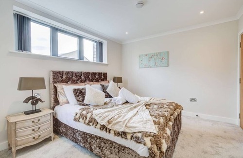 Syon Apartment | CONCORD Apartment 1 bed 1 bath West London, Kew