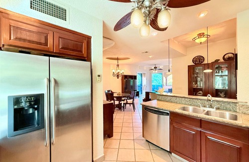 Roatan House | Condo 1C @ Parrot Tree Plantation