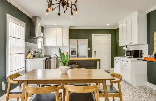 MacGregor Apartment | Condo 2 Mi to Houston Zoo and Museum District!