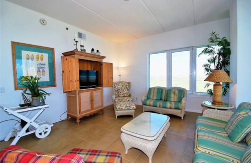 The Shores Condo | Condo ∙ 3 bedrooms ∙ 8 guests