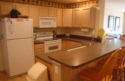 Osage Beach Condo | Condo 331 Parkview Bay, Osage Beach Lakefront LABOR DAY SPECIAL, BOOK NOW