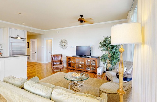 Port St. Joe House | Condo by the Bay w/ A/C, a Balcony, & Free WiFi plus Shared Pool & Beach Access