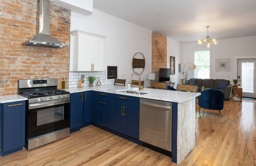 Covington Apartment | Condo Combo on Lee - Two in one!