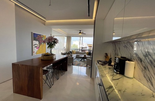 Amapas Condo | Condo in Pier 57 in the heart of the Romantic Zone