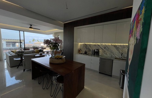 Amapas Condo | Condo in Pier 57 in the heart of the Romantic Zone