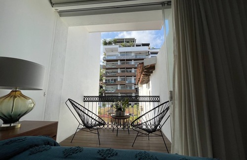 Amapas Condo | Condo in Pier 57 in the heart of the Romantic Zone