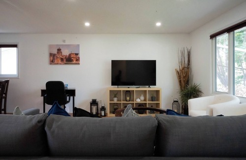 Leduc House | condo in the heart of Leduc