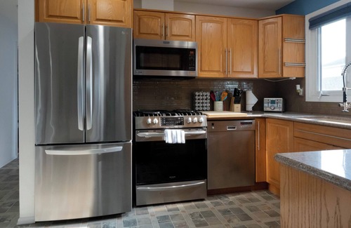 Leduc House | condo in the heart of Leduc