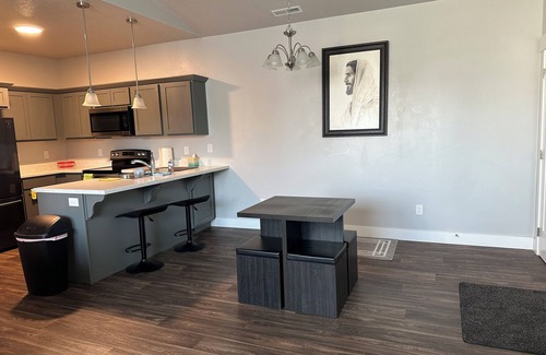 Vineyard Condo | Condo in Vineyard UT-pickleball courts, lakeside walkways & playground.