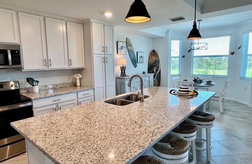 Punta Gorda Condo | Condo Morning Fairway: 2-Bed, 2-Bath Condo with Spectacular Views and Modern Amenities