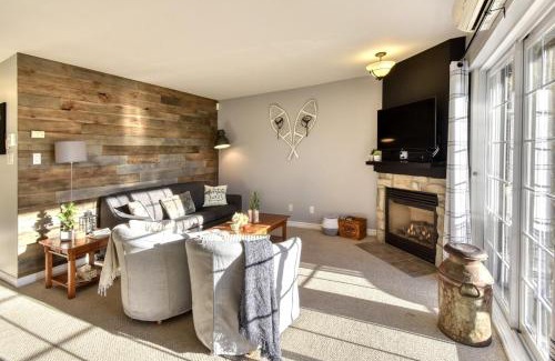 Saint-Faustin-Lac-Carre Apartment | Condo Ski in Ski Out et Bike in Bike Out