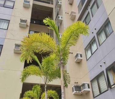 Mabolo Apartment | Condo WIFI up to 100mbps Infinity Pool