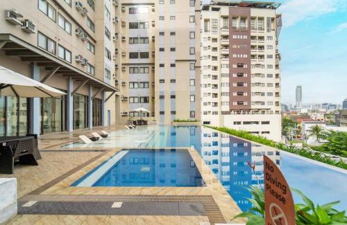 Mabolo Apartment | Condo WIFI up to 100mbps Infinity Pool