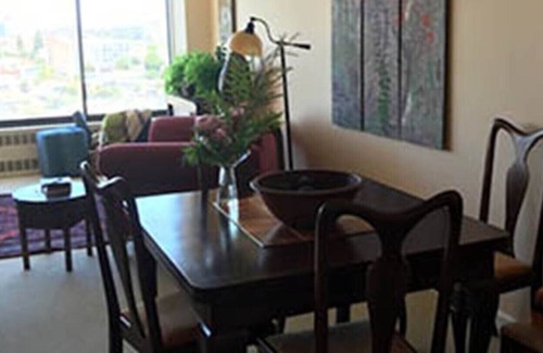 Oakland Apartment | Condo with Breathtaking views and Spa-like amenities