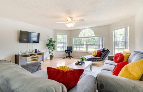 Royal Palm Bay Apartment | Condo with Pool Access and Patio 8 Mi to Disney!