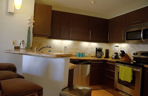 Dover Apartment | Condo305 3bed3bath condo on Dover beach in St. Lawrencegap. Facing Ocean