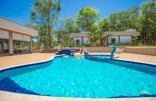 Centro House | Conecte-se com a natureza nesse refúgio encantador