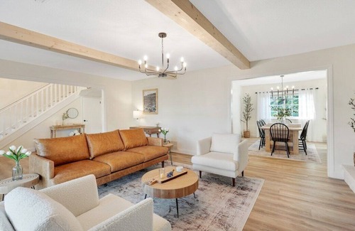 Thousand Oaks House | Conejo Oasis! Summary