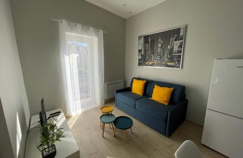 Beziers Apartment | Confort & clim Logement 4 pers proche gare, centre et Polygone
