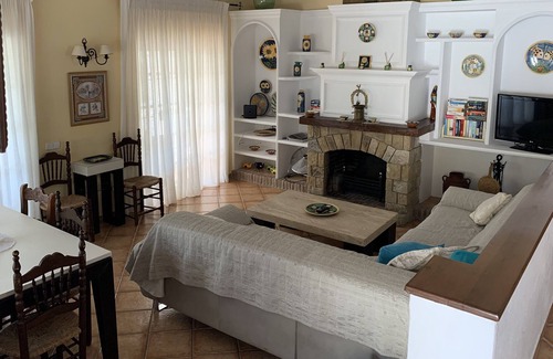 Ojen Ski Chalet | Confortable charming family house private pool near the sea Ojen andalusian town