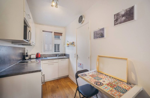 Quartier Saint-Ambroise Apartment | confortable studio in the oberkampf district