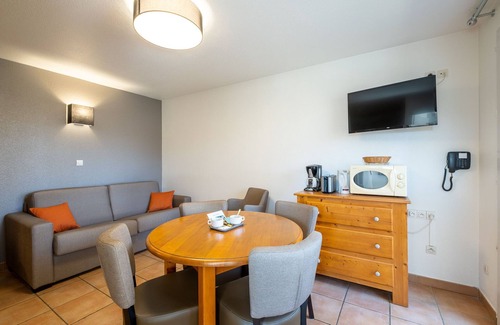 Lons-le-Saunier Condo | Confortable T2 | À 800m du centre ville !