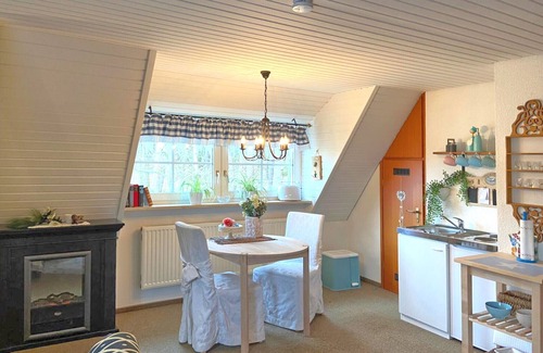 Weissenbrunn Apartment | Congenial Apartment in Weißenbrunn with Garden and Barbecue