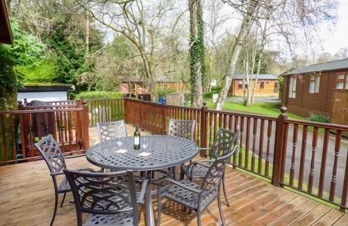 Troutbeck Bridge Cottage | CONISTON NUMBER 9, family friendly, with pool in White Cross Bay