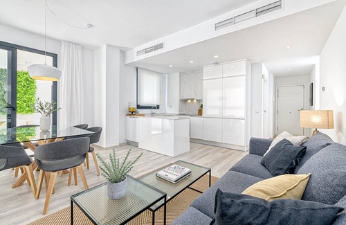 Plaza de Toros Vieja Apartment | Constancia - Holiday home with pool in Malaga by Solaga