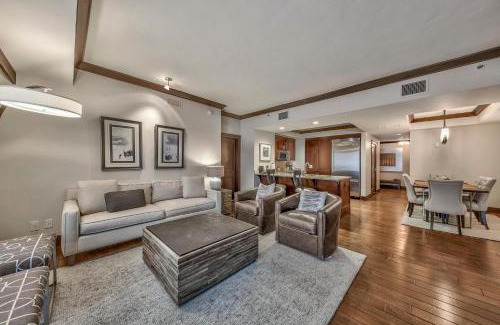 Truckee Apartment | Constellation Residences - 3 Bedroom Penthouse Condo