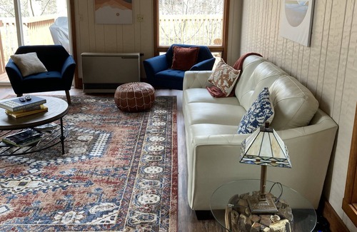 Hidden Valley House | Contact Free Check In/Out! Relax by the Fireplace, Family Friendly!