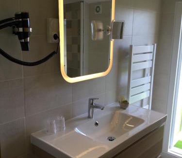 Blace Hotel | Contact Hôtels Le Savigny & Spa