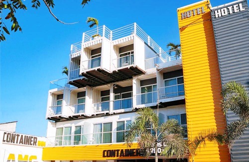 Puerto Vallarta Hotel | Container Inn