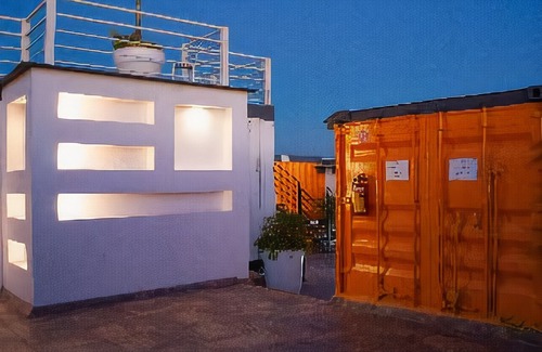 Puerto Vallarta Hotel | Container Inn